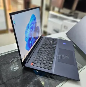 New Laptop Asus Vivobook 16 16GB Intel Core I7 SSD 512GB