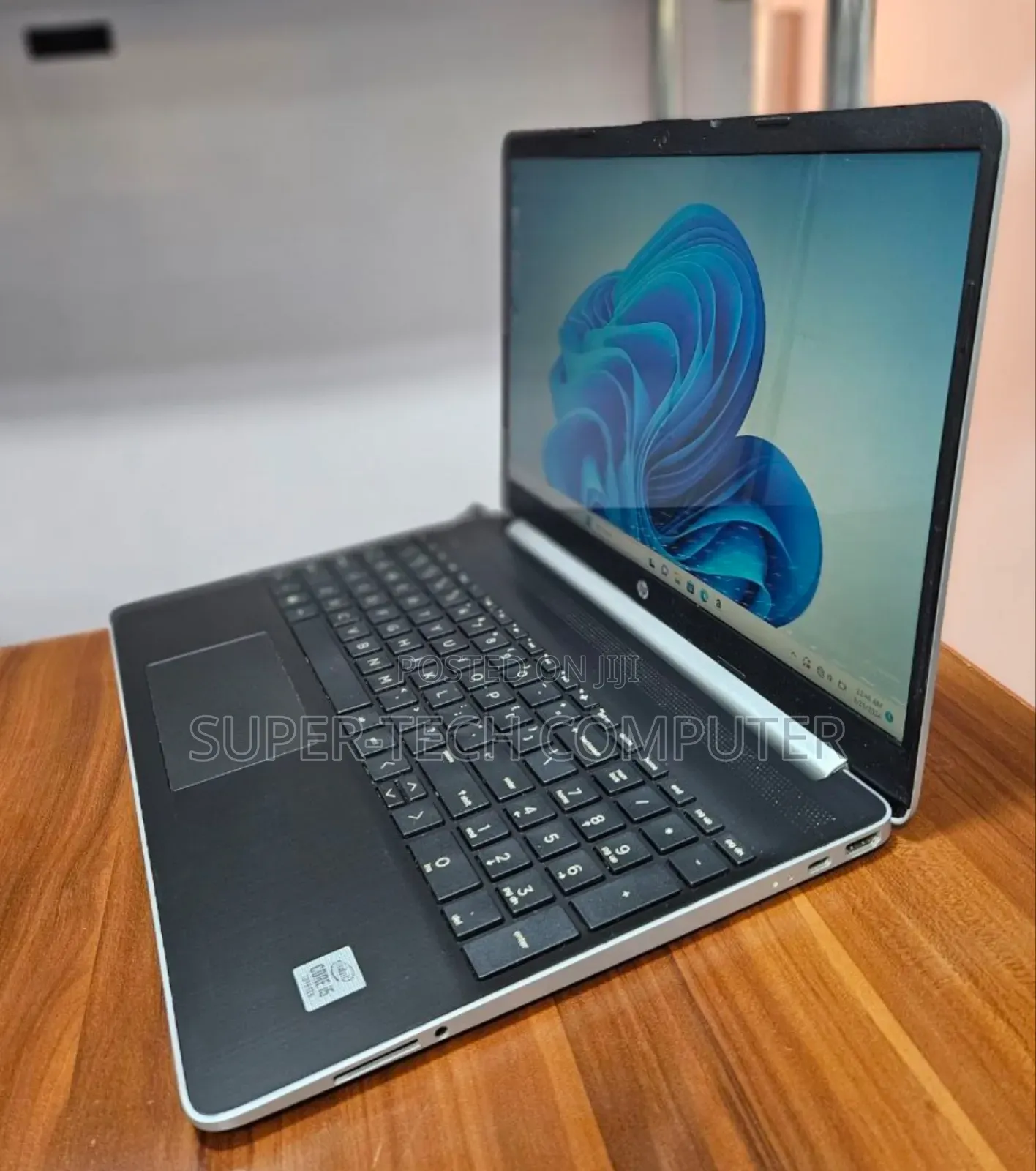 New Laptop HP Stream Notebook 8GB Intel Core I5 HDD 1T