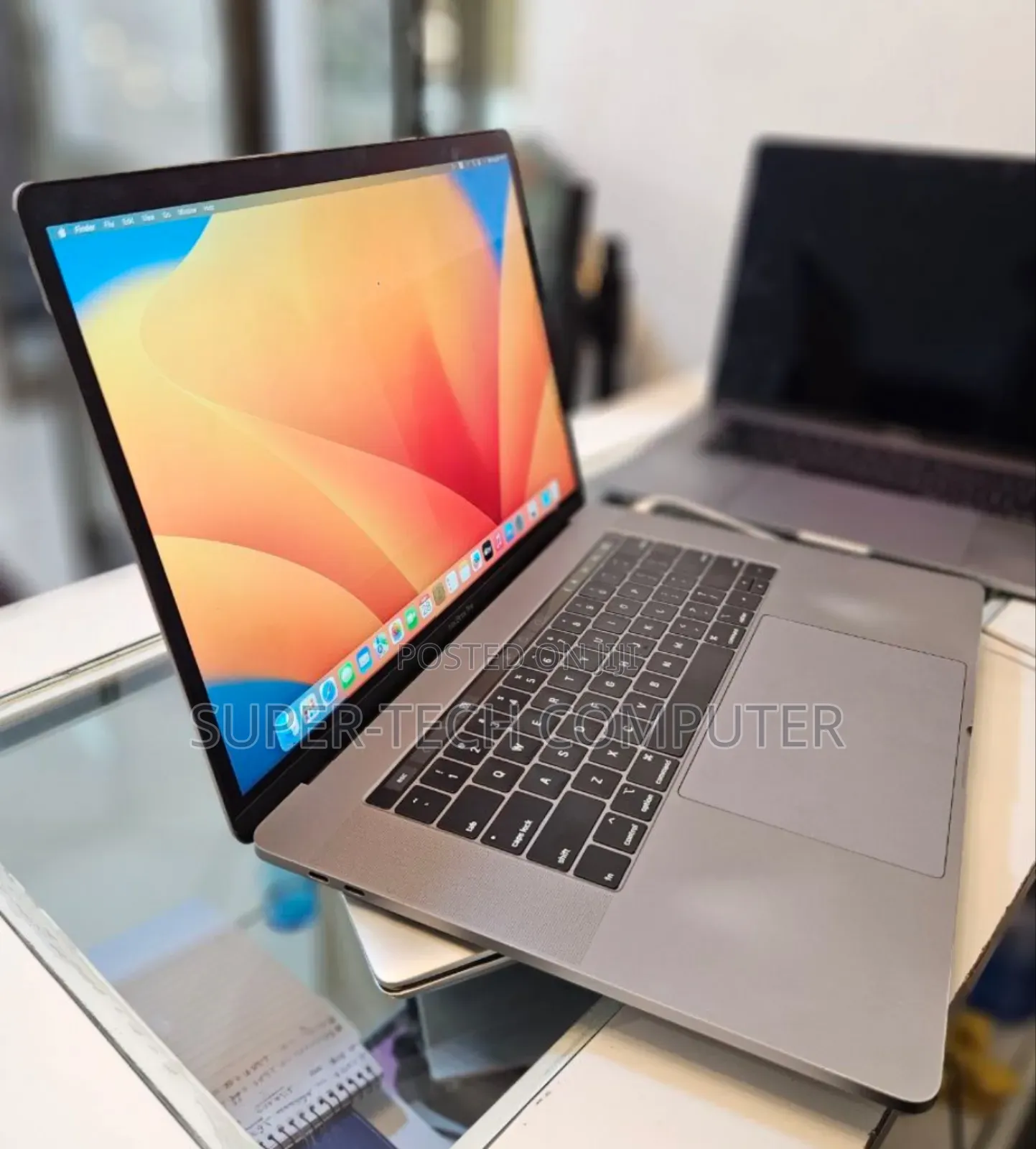 New Laptop Apple MacBook Pro 2019 16GB Intel Core I9 SSD 1T