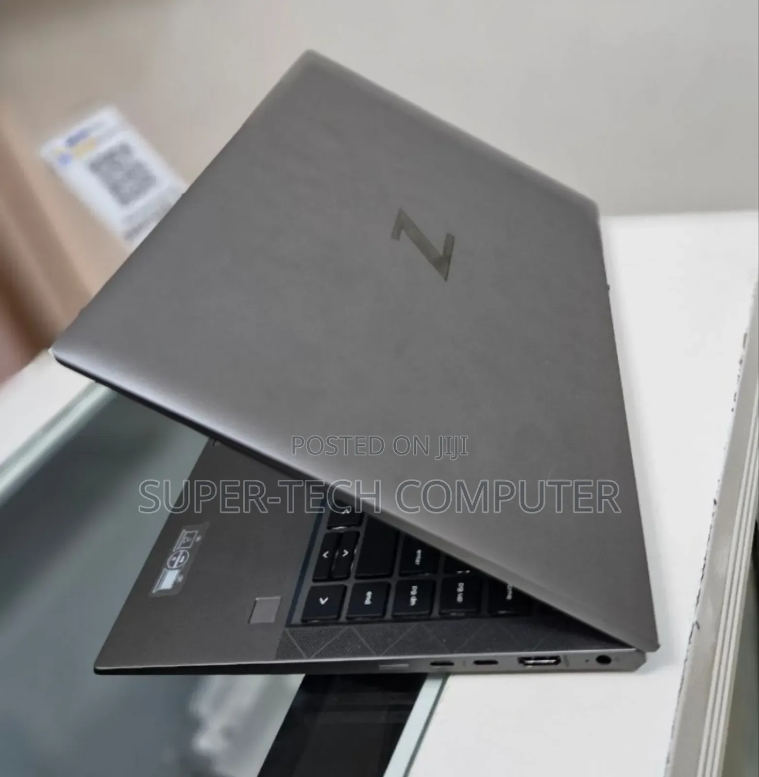 New Laptop HP ZBook Firefly 14 G7 8GB Intel Core I7 SSD 512GB