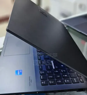 New Laptop Asus VivoBook 15 X505BA 16GB Intel Core I7 SSD 512GB