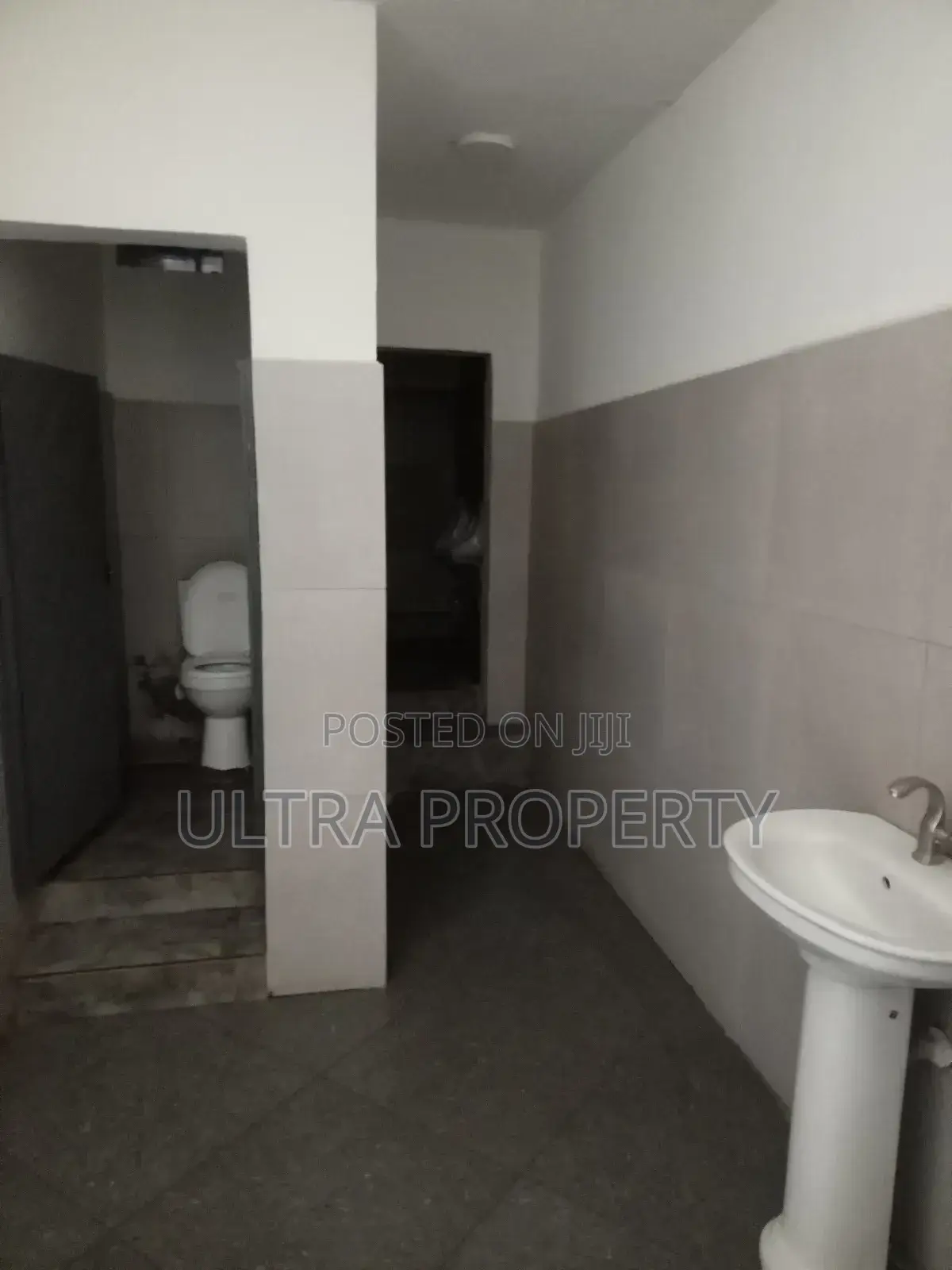 Cafe Restaurant Space