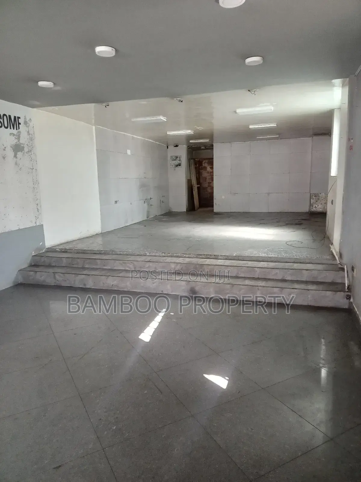 Cafe Restaurant Space