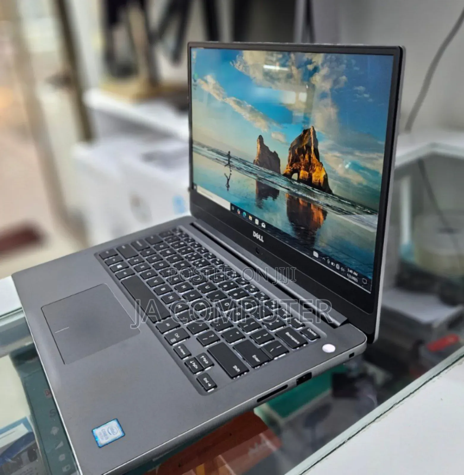 New Laptop Dell Inspiron 14 8GB Intel Core I5 SSD 256GB