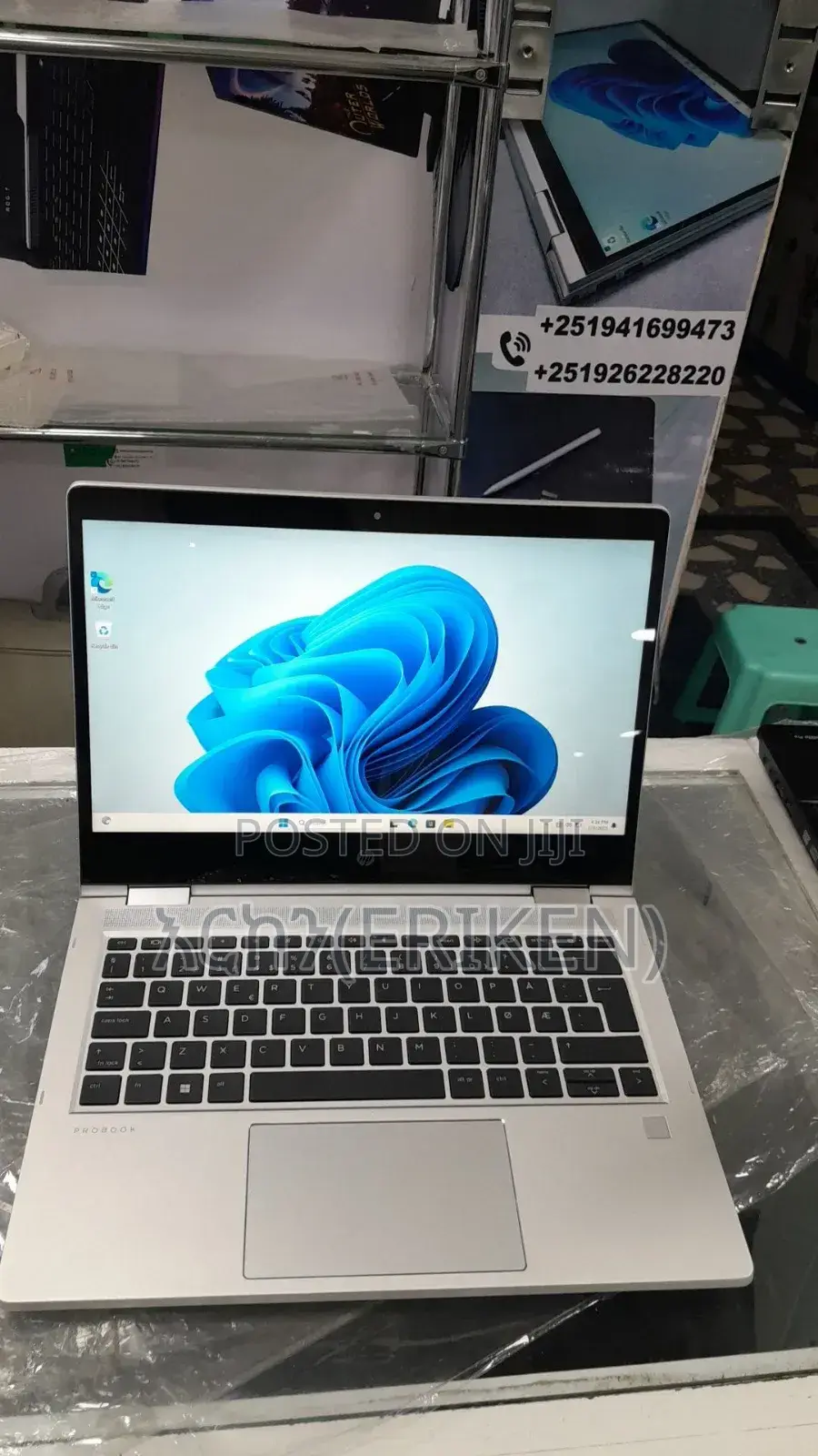 New Laptop HP ProBook X360 440 8GB AMD Ryzen 3 SSD 256GB