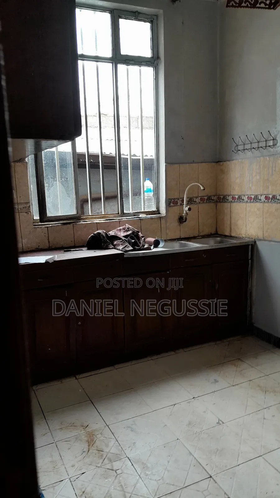 Furnished 4bdrm House in L Shape, Gullele for sale