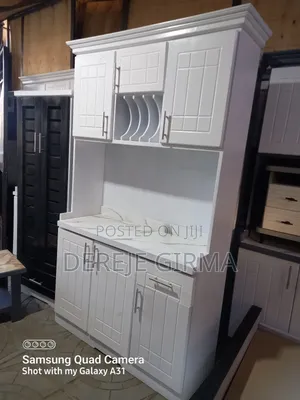 ሜትር ከሀያ ስፋት ኪችን ካብኔት