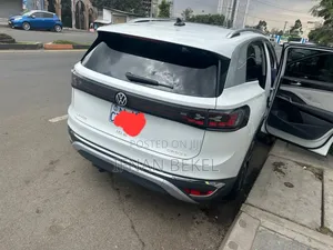 Volkswagen ID.6 2022 White