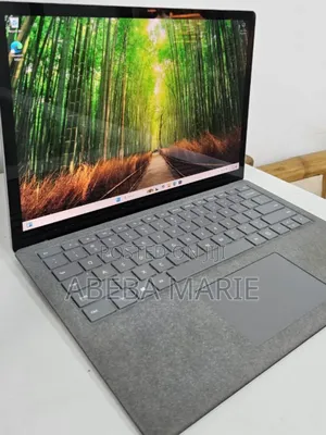 New Laptop Microsoft Surface Laptop 2 8GB Intel Core I5 SSD 256GB