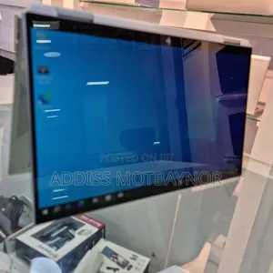 Photo - New Laptop HP Spectre 16GB Intel Core I5 SSD 1T