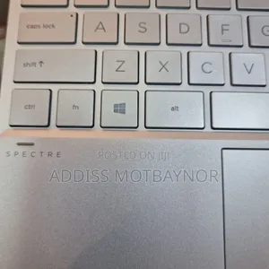New Laptop HP Spectre 16GB Intel Core I5 SSD 1T