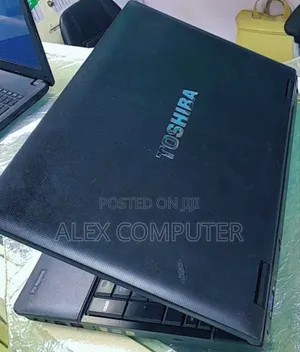 New Laptop Toshiba Satellite C55 4GB Intel Core I5 SSD 750GB