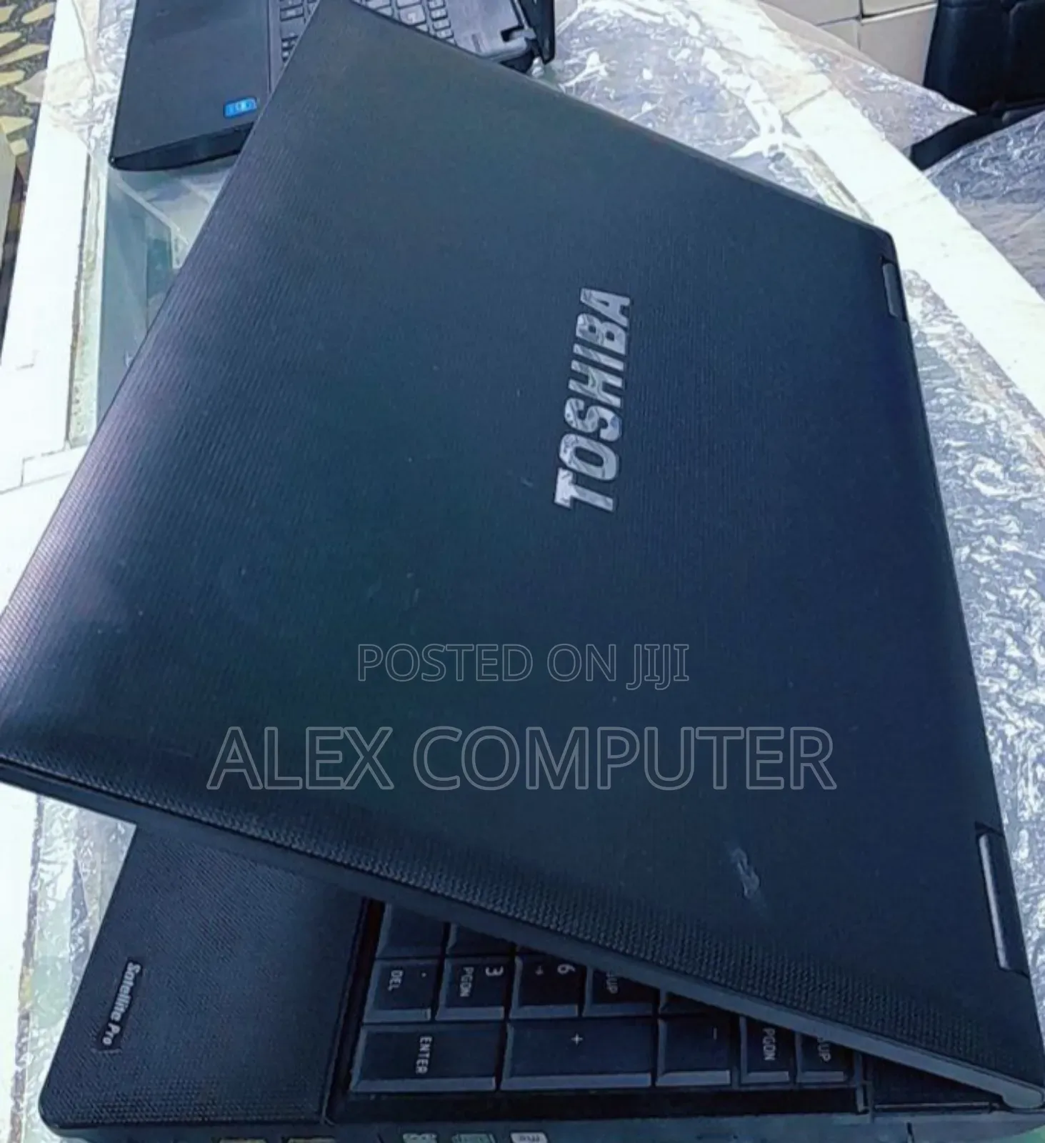 New Laptop Toshiba Satellite C55 4GB Intel Core I5 SSD 750GB