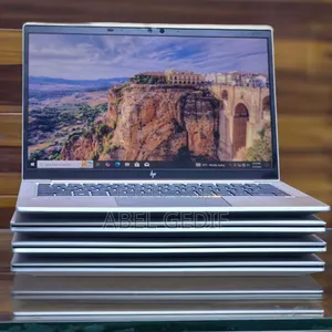 New Laptop HP EliteBook 830 G8 16GB Intel Core I7 SSD 512GB
