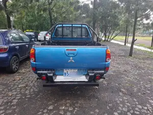 Mitsubishi L200 2006 Blue