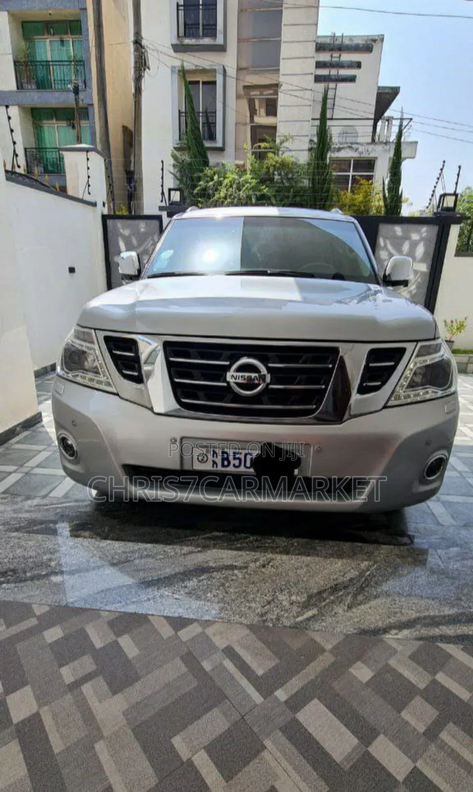 Nissan Patrol 2018 Gold