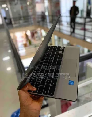 New Laptop HP Chromebook X2 3GB Intel Celeron SSD 32GB