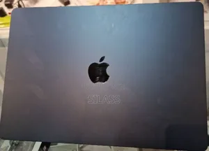 Photo - New Laptop Apple MacBook Air 2024 M3 15-Inch 8GB Apple M3 SSD 256GB