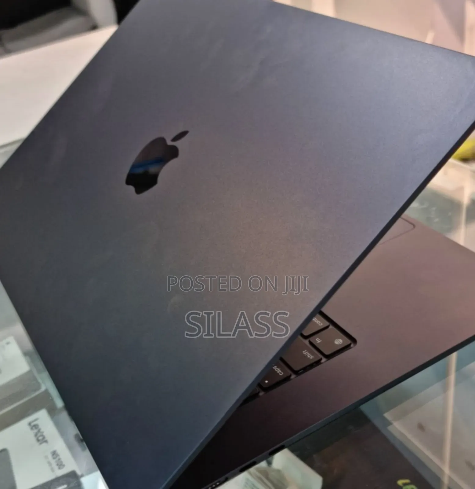 New Laptop Apple MacBook Air 2024 M3 15-Inch 8GB Apple M3 SSD 256GB