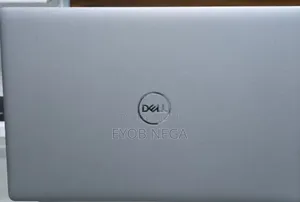 New Laptop Dell Precision 15 3520 32GB Intel Core I7 SSD 512GB