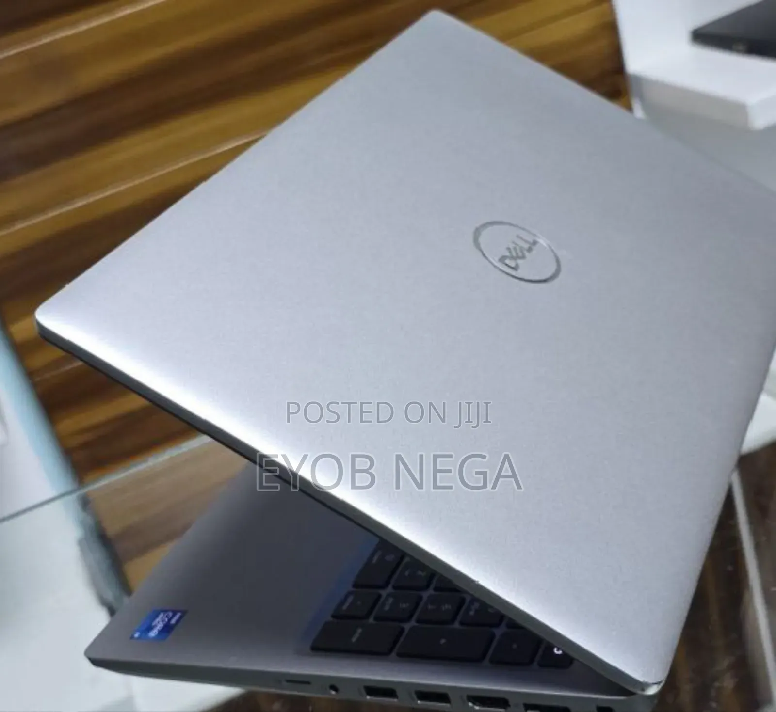 New Laptop Dell Precision 15 3520 32GB Intel Core I7 SSD 512GB