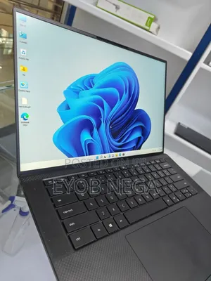 New Laptop Dell Precision 15 3520 20GB Intel Core I7 SSD 1T