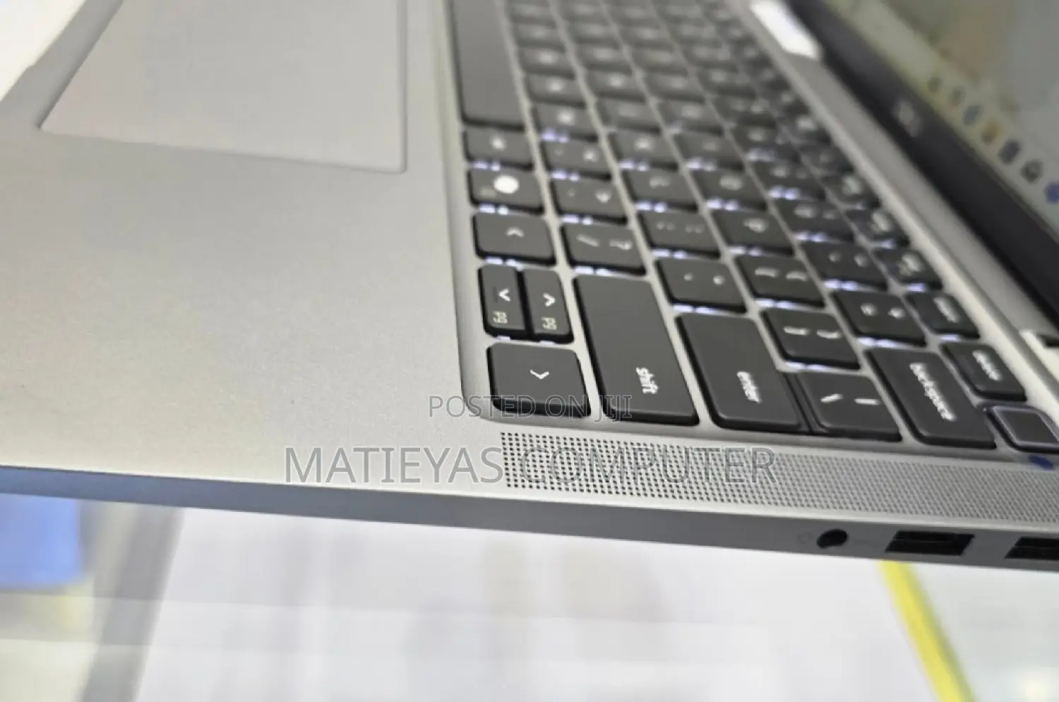 New Laptop Dell 32GB SSD 512GB