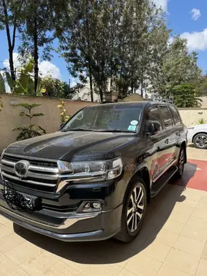 Photo - Toyota Land Cruiser 2020 Black