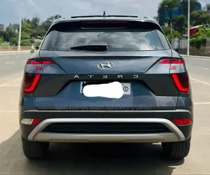 New Hyundai Creta 2023 Gray