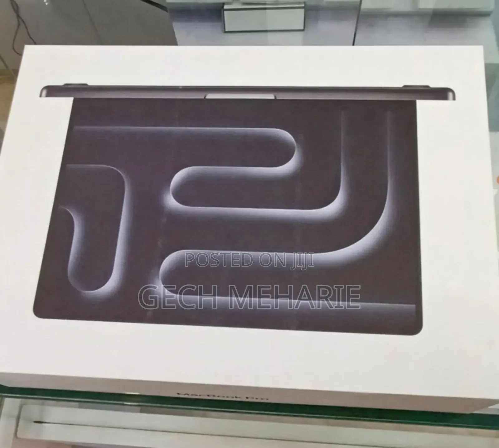 New Apple MacBook Pro 2024 M4 14-Inch 16GB Apple M4 Pro SSD 512GB