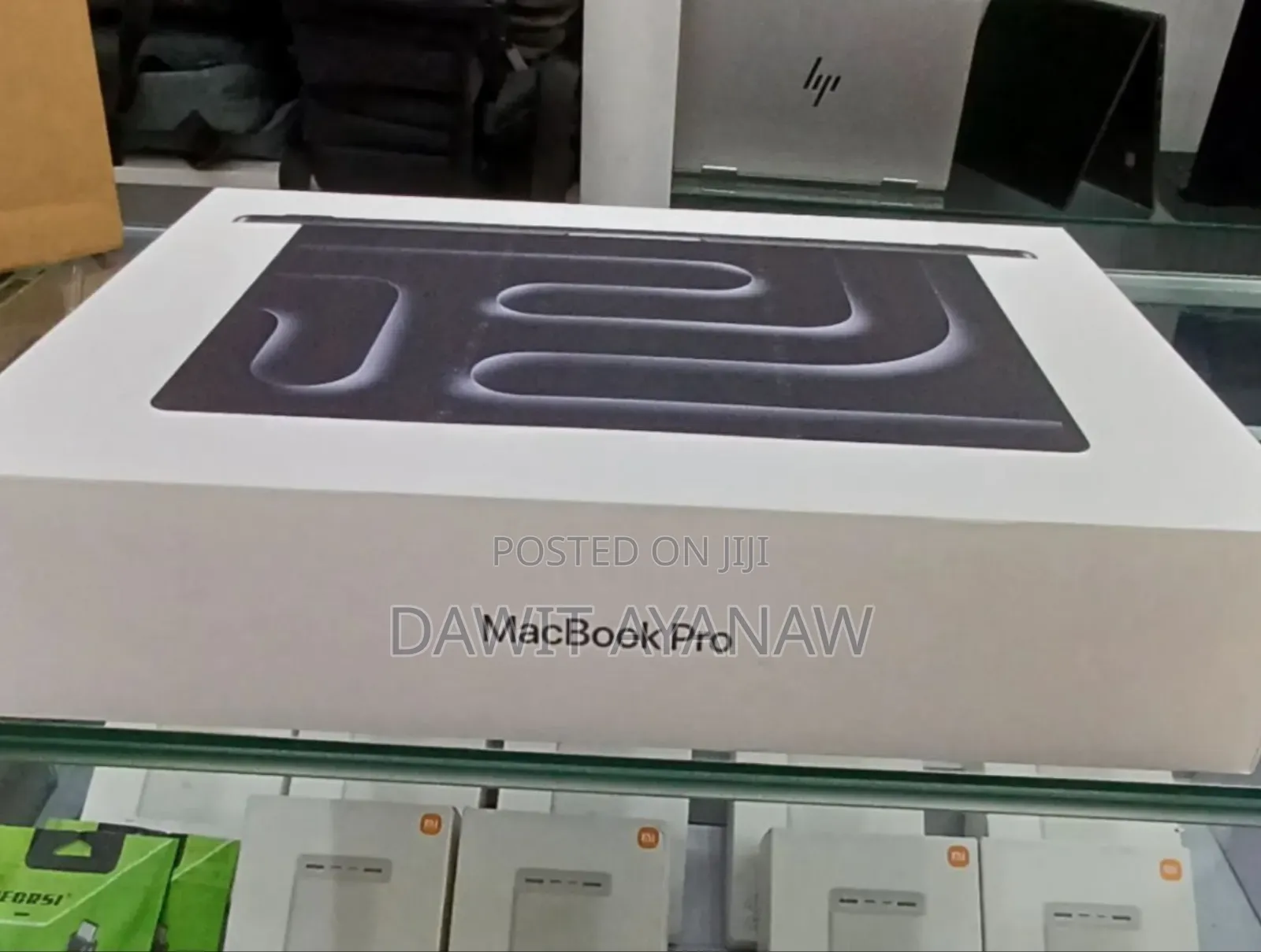 New Apple MacBook Pro 2024 M4 14-Inch 16GB Apple M4 Pro SSD 512GB