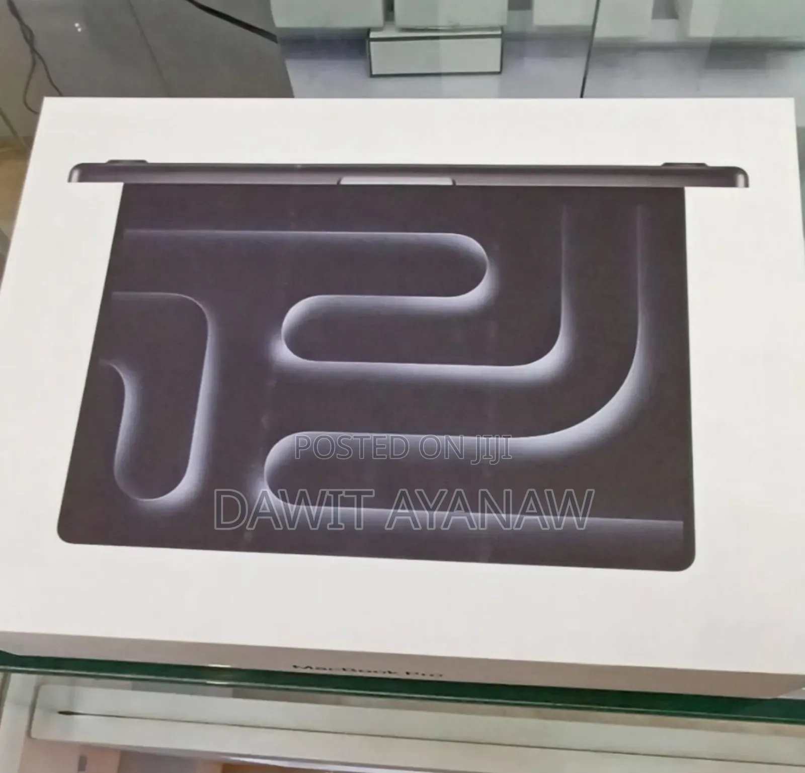 New Apple MacBook Pro 2024 M4 14-Inch 16GB Apple M4 Pro SSD 512GB