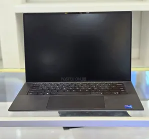 New Laptop Dell XPS 15 16GB Intel Core I7 SSD 1T