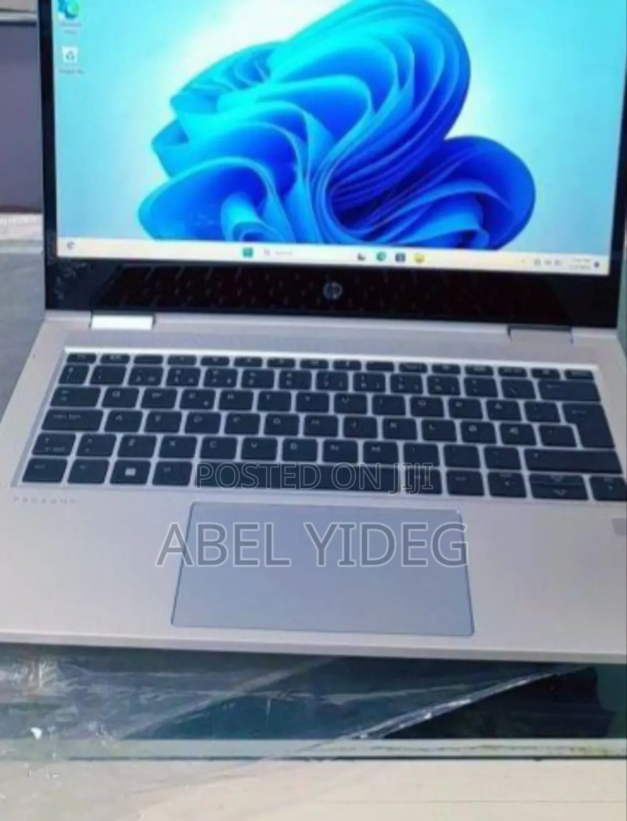 New Laptop HP ProBook X360 440 8GB AMD Ryzen 3 SSD 256GB