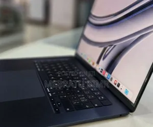 Photo - New Laptop Apple MacBook Air 2023 M2 8GB Apple M2 SSD 512GB