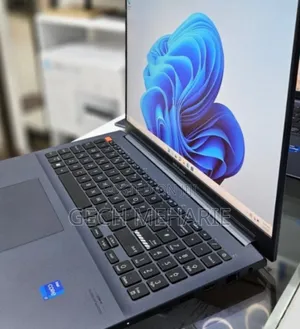 New Laptop Asus VivoBook 15 X505BA 16GB Intel Core I7 SSD 512GB