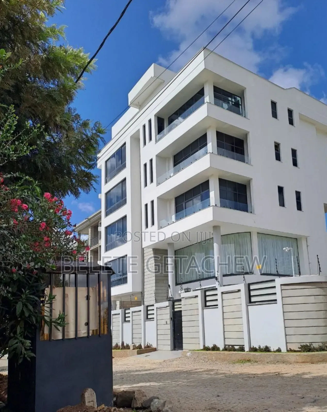 10bdrm House in Semit, B+G+4+Terrace, Bole for sale