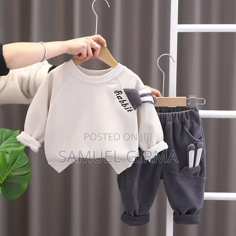 Mk- 0547 Cartoon Rabbit Bag Sweatshirt and Pant Set