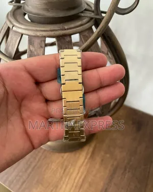 Poedagar የወንድ ሰአት ለሸበላ