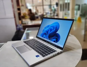 New Laptop HP EliteBook 840 G8 16GB Intel Core I7 SSD 512GB