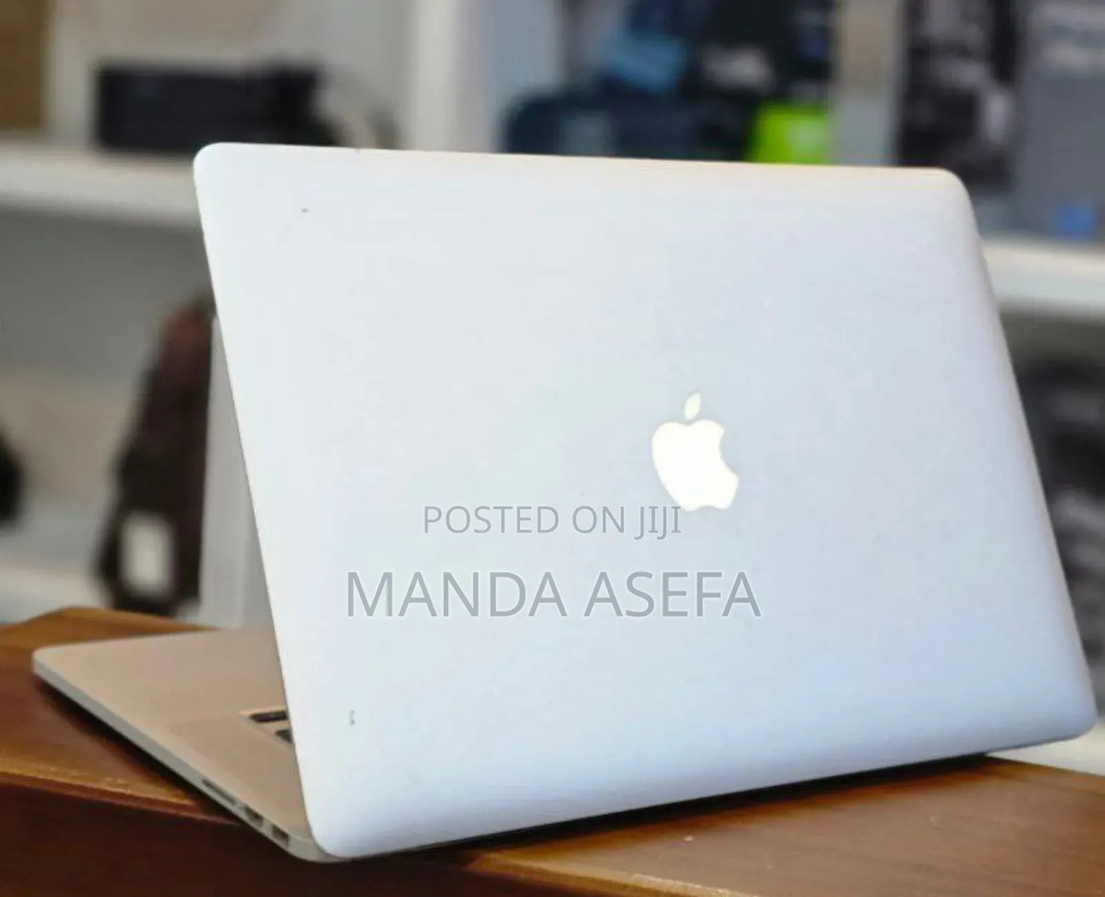 New Laptop Apple MacBook Pro 2015 16GB Intel Core I7 SSD 512GB