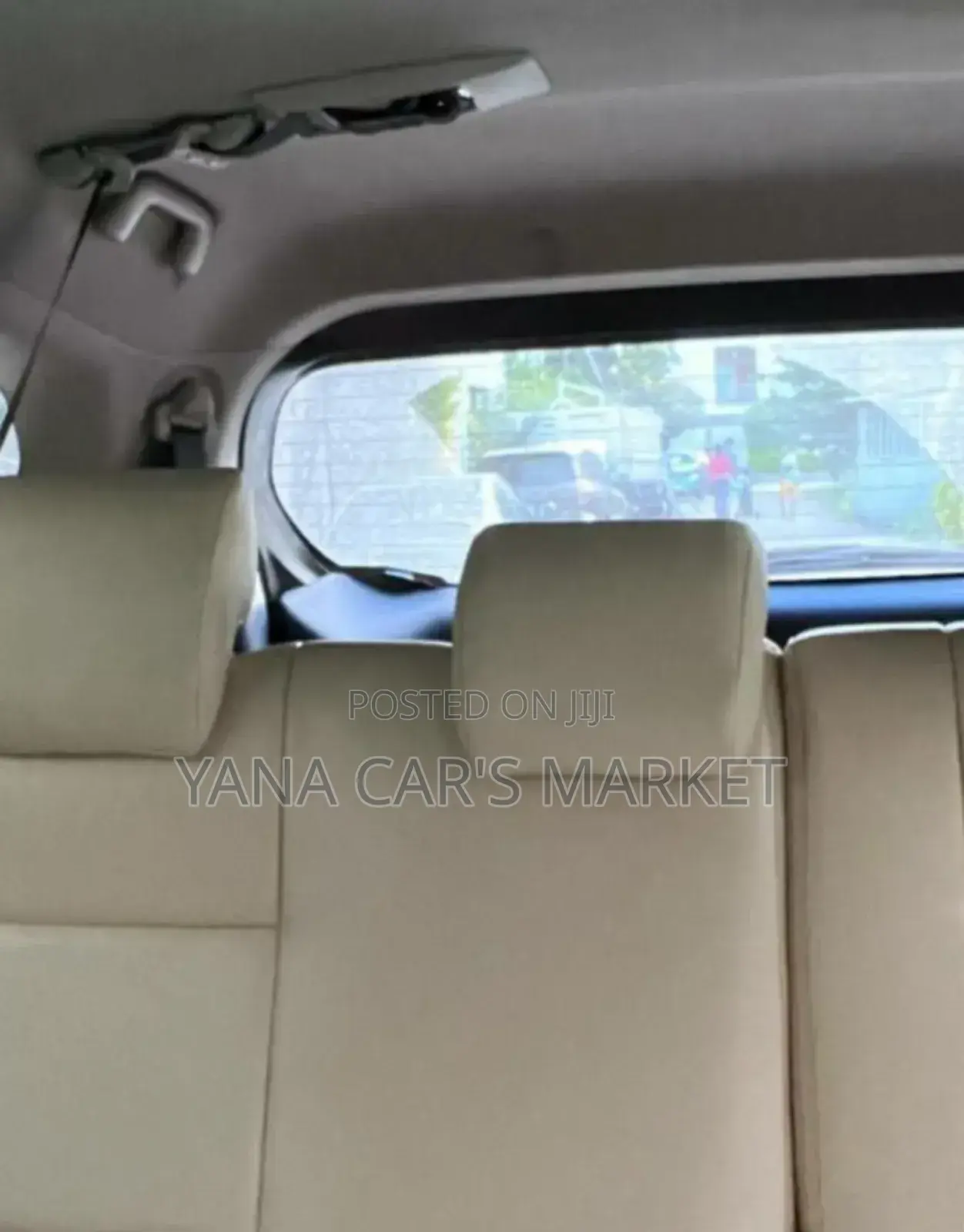 Toyota Rush 2023 Silver