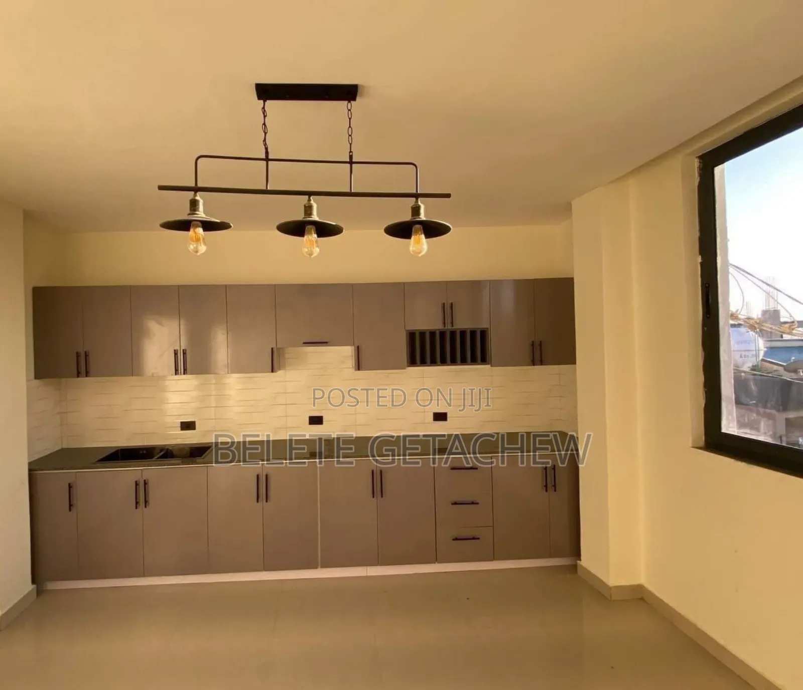 5bdrm House in Ayat, G+3 Luxury, Bole for sale