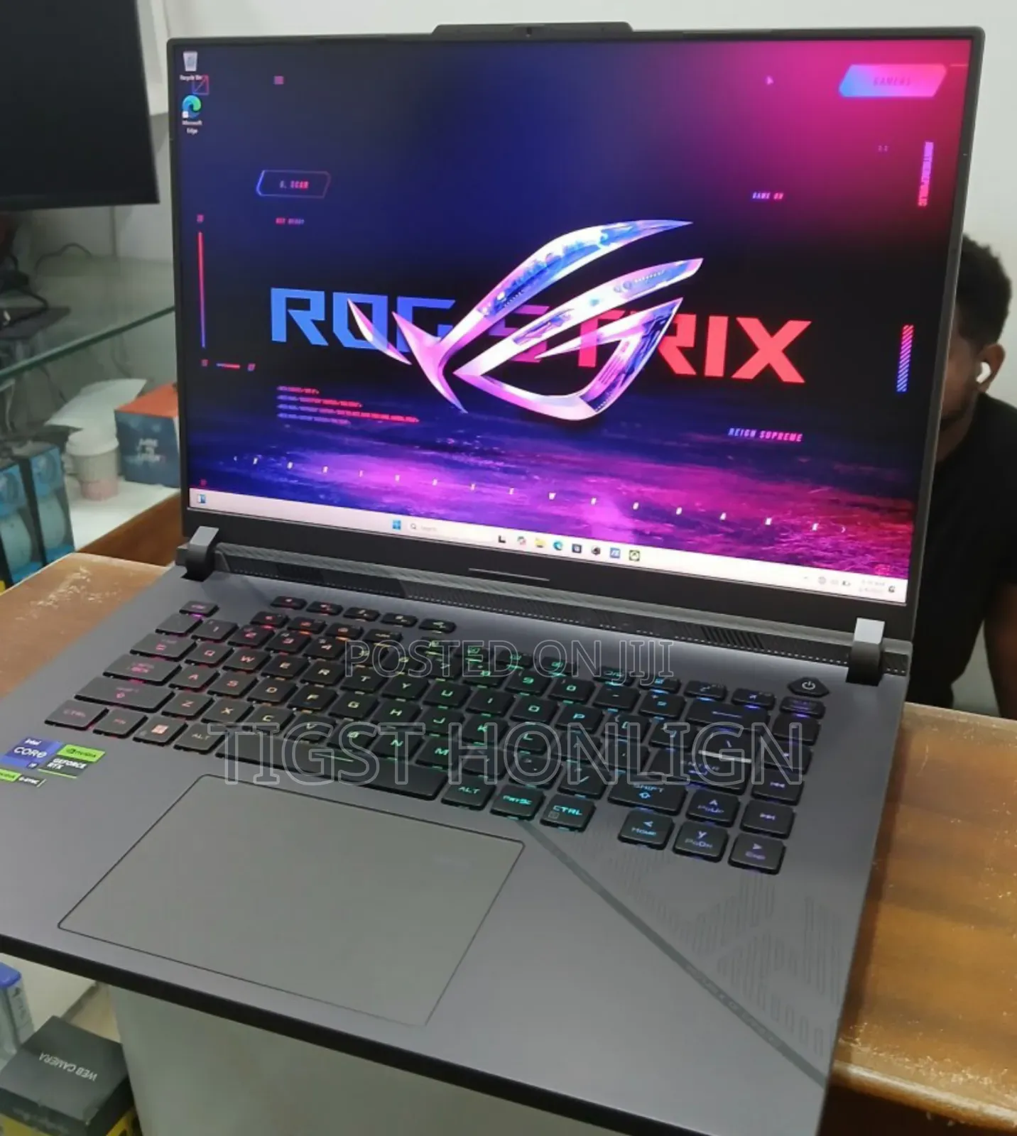 New Laptop Asus ROG Strix G15 32GB Intel Core I9 SSD 1T