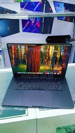 New Apple MacBook Pro 2023 M3 Max 16-Inch 36GB Apple M3 Max SSD 1T