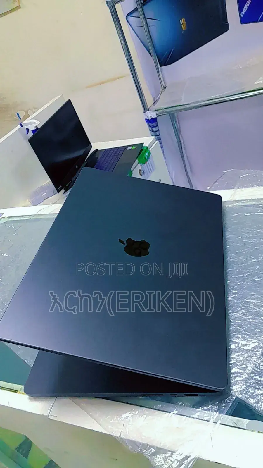 New Apple MacBook Pro 2023 M3 Max 16-Inch 36GB Apple M3 Max SSD 1T