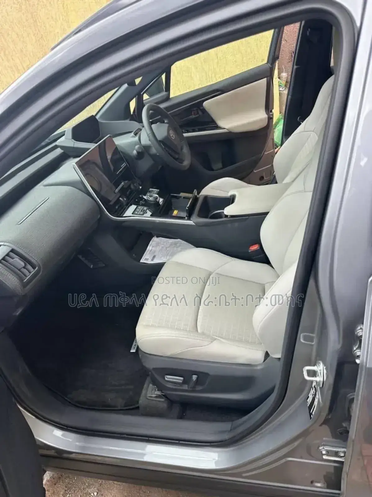 New Toyota bZ4X 2024 Silver