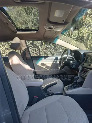 Hyundai Elantra 2016 Gray