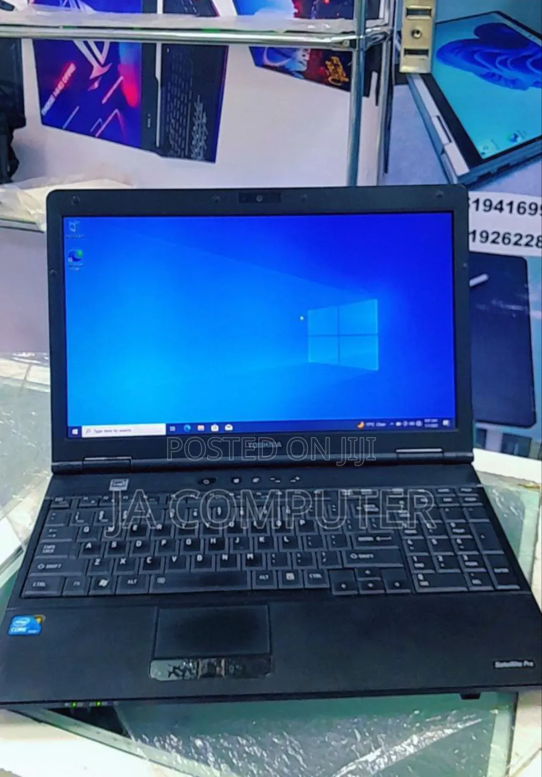 Laptop Toshiba Satellite C665 4GB Intel Core I5 HDD 750GB