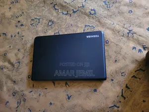 Laptop Toshiba Satellite C55 4GB Intel HDD 700GB